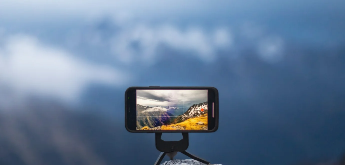 Slik lager vi en kort videoreportasje med bare en telefon